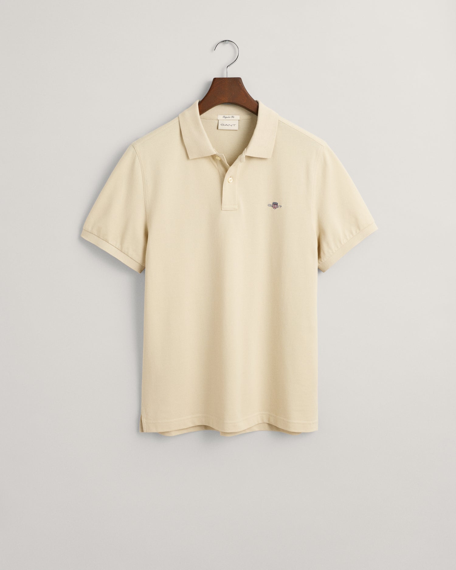 Men's Regular Fit Shield Piqué Polo Shirt - SILKY BEIGE